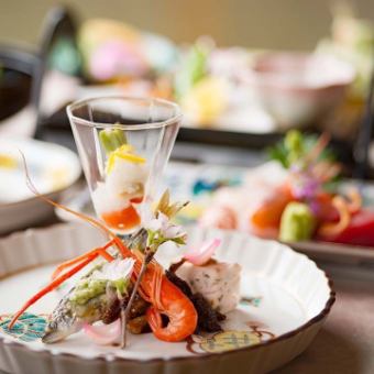 Evening Kaga Kaiseki Cuisine [Tonosama] (9 dishes in total) 5,500 yen | Enjoy a Japanese dish incorporating seasonal ingredients