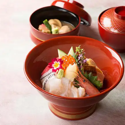 【4月~10月期間限定・要予約】金沢名物ランチセット『金澤海鮮丼ご膳』3,960円|海鮮丼とじぶ煮