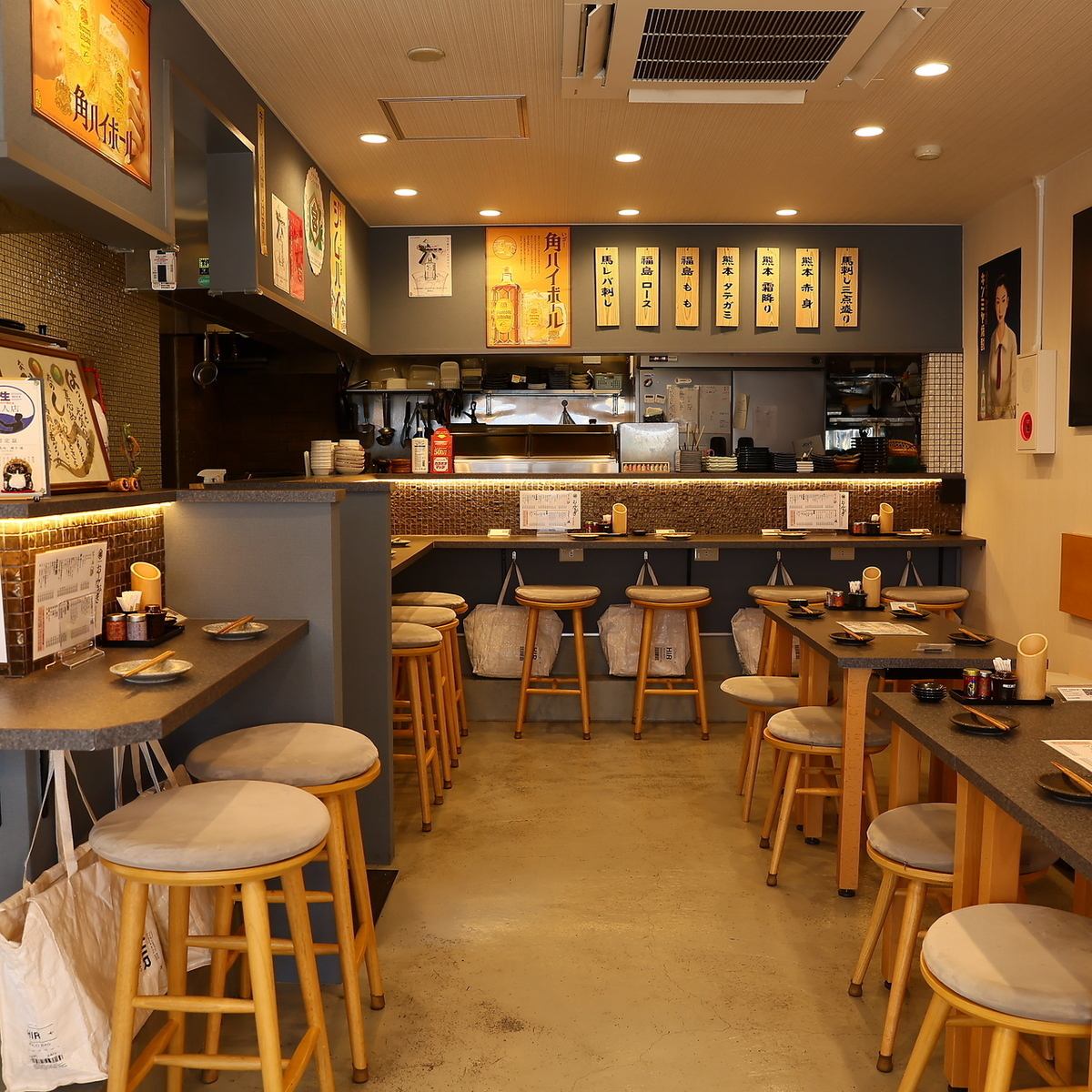 街の喧噪から少し離れた知ってて得する名店