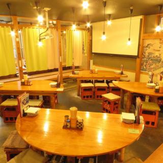 団体様も大歓迎！飲み放題付きのコースや、グループ向けのおすすめメニューを豊富にご用意しております。楽しい時間をみんなでシェアしながら、特別なひとときをお楽しみください。お待ちしております！