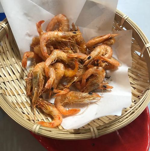 地エビの唐揚げ