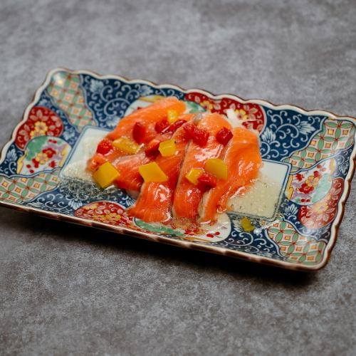 Salmon carpaccio