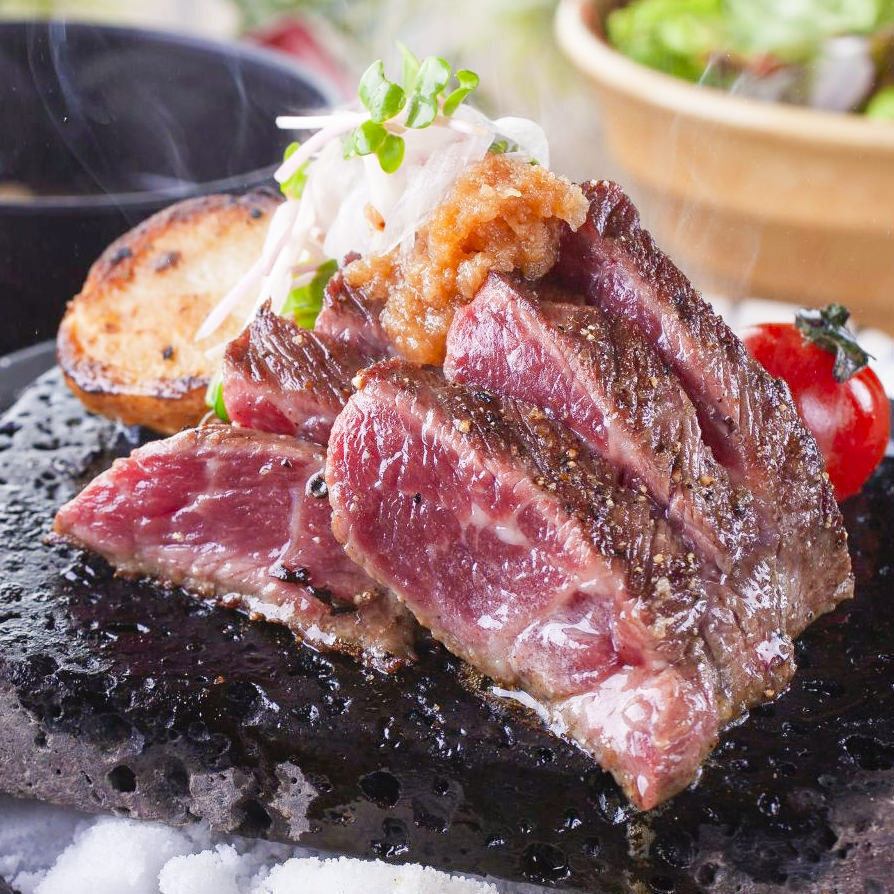 [A must-see for meat lovers] Popular meat bar course featuring free-range chicken, duck, and wagyu steak.
