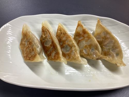 烤饺子