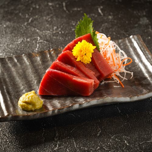 Tuna sashimi/salmon sashimi/tai sashimi each