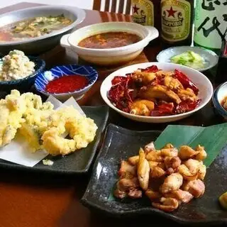 A variety of exquisite dishes that the owner is proud of.