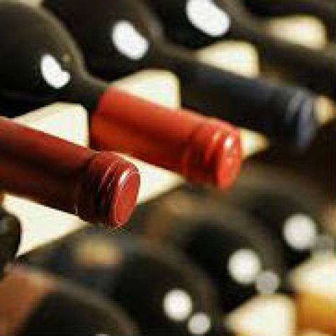 ワインをはじめ銘酒を豊富にご用意しております!