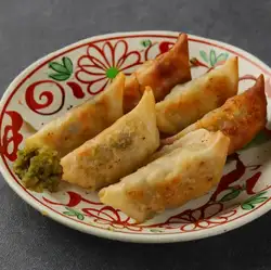 Hakata bite-sized dumplings with homemade yuzu pepper paste ~3 pieces~