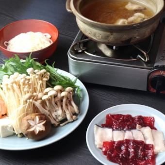 [限定時間]火鍋套餐◎全部8道菜5000日元（不含稅）可以品嚐生魚片，烤肉，鄉村鍋等的套餐。