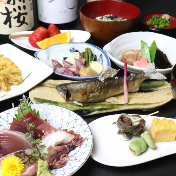 和牛牛排套餐 ◎6,050 日元（含税） 前菜、汤、生鱼片、和牛牛排、炖菜、炒菜共9道菜！