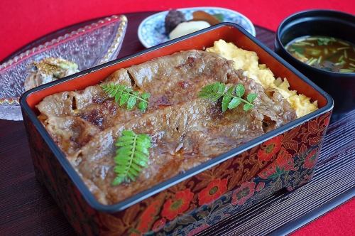 宮崎県産特選黒毛和牛ロース　牛めし御膳