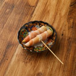 Baby corn wrapped in pork
