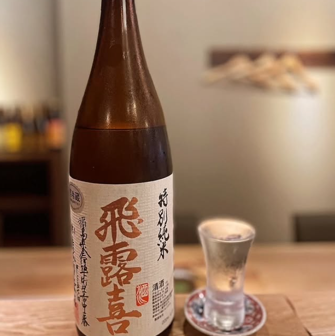 焼酎・日本酒は様々な銘柄をご用意。どれも料理との相性抜群！