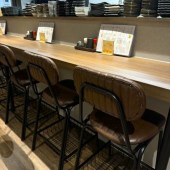 カウンター席は１名様～ご利用可能♪