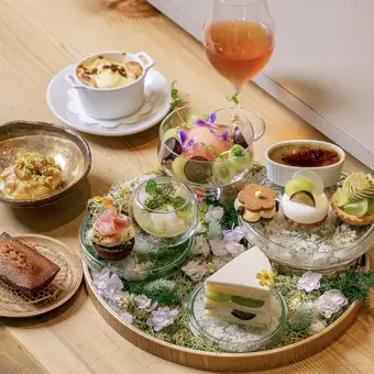【9/8～10/12◆15:00開始】葡萄と“ブロンテ村”ピスタチオのアフタヌーンコース/7,200円(税込)