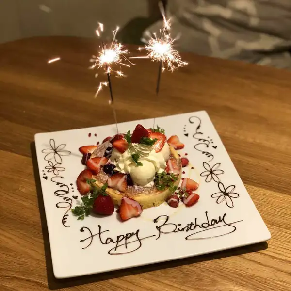 《誕生日・記念日のお祝いに》グリアンテ特製のデザートプレートを1500円（税込）でご準備♪