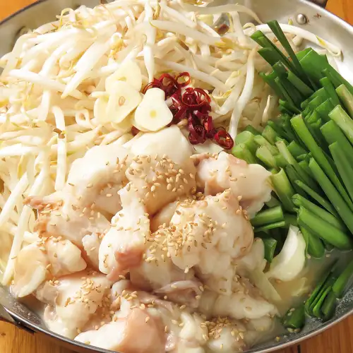 もつ専門店だから出せる味！ぷるぷる「もつ鍋（あっさり醤油）」