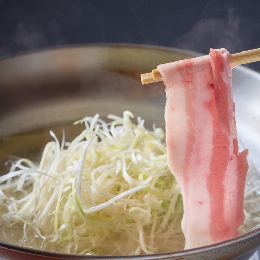 ◎特選豚しゃぶしゃぶ食べ放題 ⇒ 2800円　◎特選豚しゃぶしゃぶ食べ飲み放題 [2時間] ⇒ 4300円