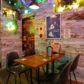 テーブルは組み換え自由なため2~10名様以上の宴会までお楽しみいただけます♪