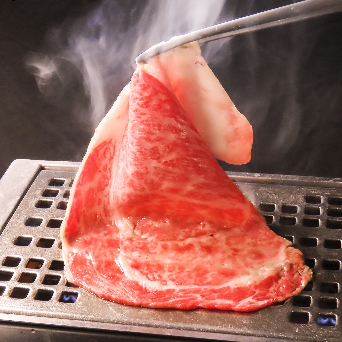 Hidden yakiniku with a popular feel.The famous grilled rib roast is a must-try♪