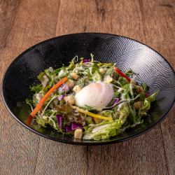 温玉シーザーサラダ