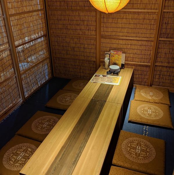 We recommend the spacious tatami seats for families ◎ You can bring your children with you ♪ It's a private room so you can relax like you're at home ☆ Banquets can accommodate 50 to 120 people (reserved), so we can accommodate any group!
