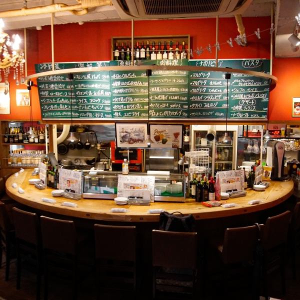 ``Popular Italian Restaurant Sebasu-chan'' is where you can casually enjoy food and wine whenever you want.♪ For those who want to fully enjoy wine, we recommend the all-you-can-drink option! 2 hours of all-you-can-drink wine is 1,100 yen, which is a great deal♪