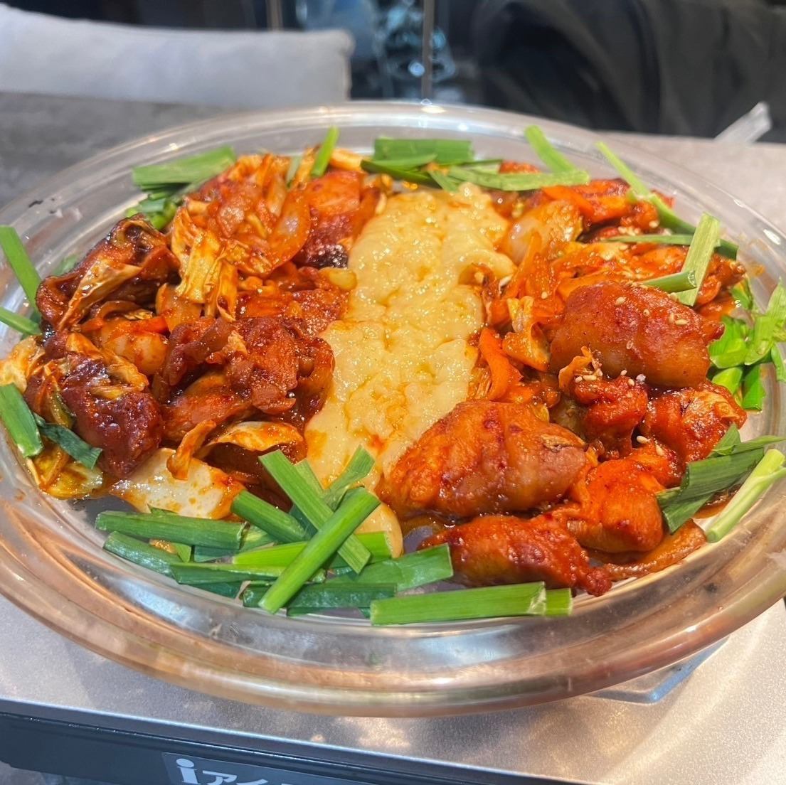 サムギョプサルやチーズタッカルビなど人気コース料理をご用意！