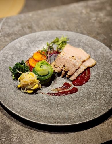 【当店では全てのお客様にコース料理のご注文をお願いしております。】