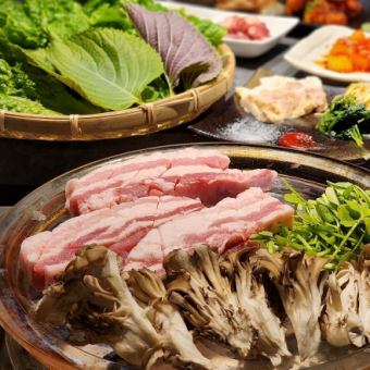 オリーブ豚の熟成サムギョプサルコース 4000円(税込)