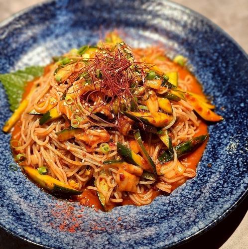ビビン麺