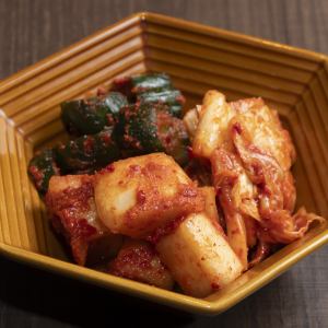 キムチ盛り合わせ