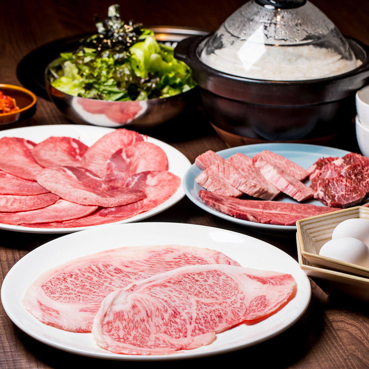 三ノ宮の焼肉なら　綺麗な店内とこだわりのお肉のMIYAKOYAへ
