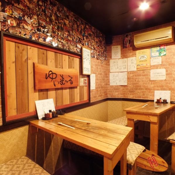 【There are table seats】 There are two tables for 4 people, so you can use up to 8 people! It is also recommended to use a small banquet, mama and girls' association, family members!