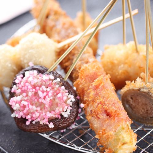 Deep-fried skewers to eat with the famous soup stock