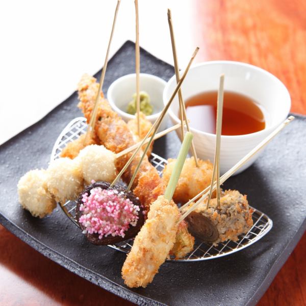 Deep-fried skewers to eat with the specialty soup stock