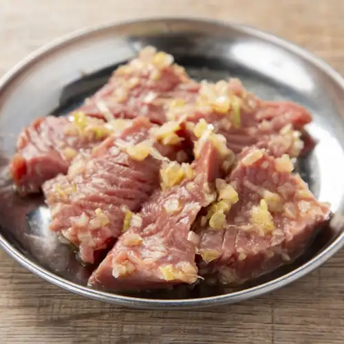 葱花咸猪脸肉/甜甜圈