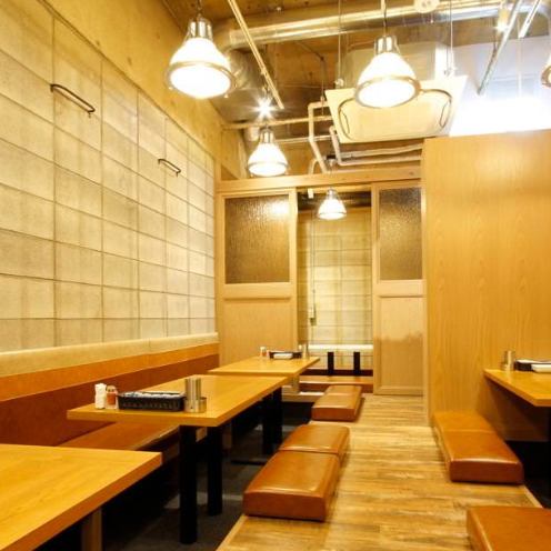 A horigotatsu tatami room that is perfect for banquets and family meals