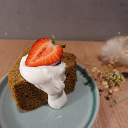 ほうじ茶シフォンケーキ