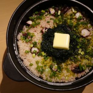 たこと生海苔バターの土鍋めし
