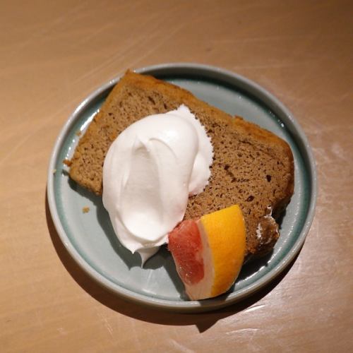 ほうじ茶シフォンケーキ