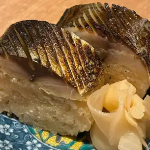 ★店内で手仕込みのしめ鯖★名物!炙りサバ寿司