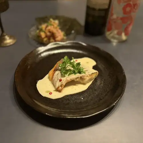 真鯛のポワレ ヴァンブランソース