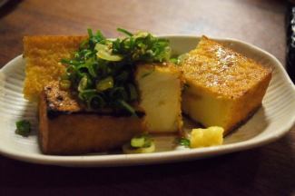 Deep-fried tofu with lots of green onions