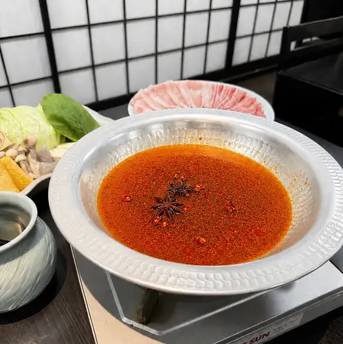 ☆夏季限定☆ 火鍋スープ <コース料理にスープの追加可能>+550円(込)