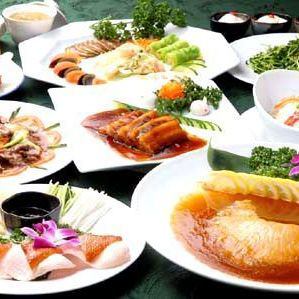 ★Super luxurious! Great deal [whole shark fin, 1 whole abalone, Peking duck] All-you-can-drink course with 9 dishes 12,000 yen ⇒ 9,800 yen including tax