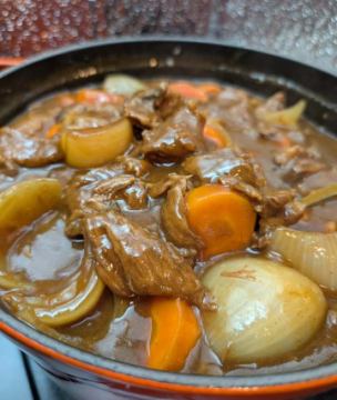 本気の肉カレー🤤

