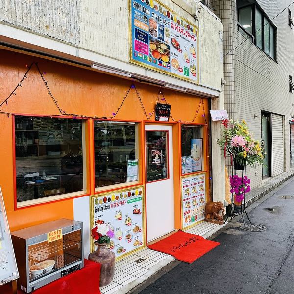 女性のお客様、会社帰りの飲み会、合コン、同窓会、お一人様etc…あらゆるお客様にお気軽にご来店いただける空間作りを目指しております。オシャレな雰囲気でごゆっくりとお過ごし下さい。パーティーや女子会でも高い評価を頂いております。