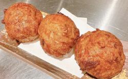 Totobocchi (fried surimi)