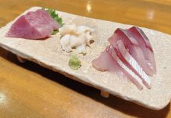 Assorted sashimi for one person